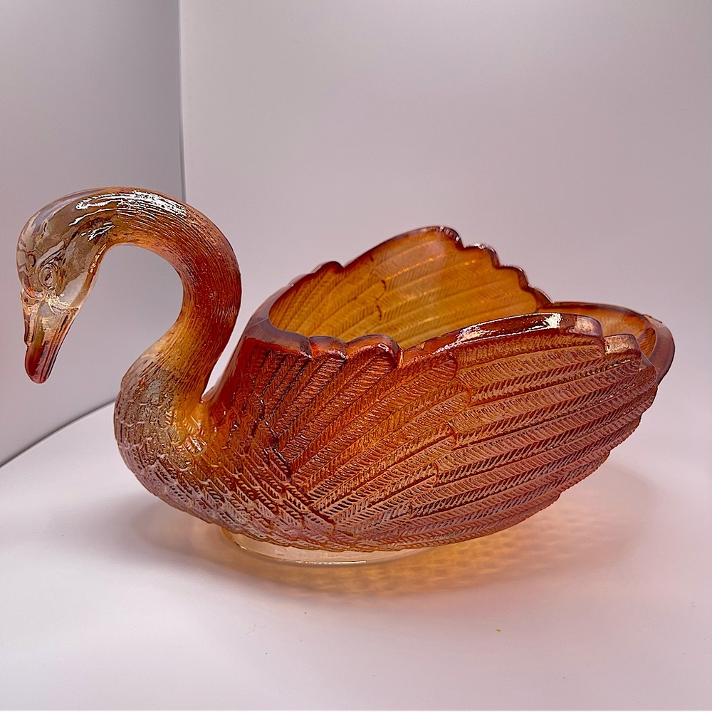 Stunning!! Imperial Marigold Carnival Glass Large Swan Bowl